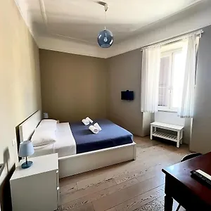 La Casa Di Piero 2 , Roma Italia